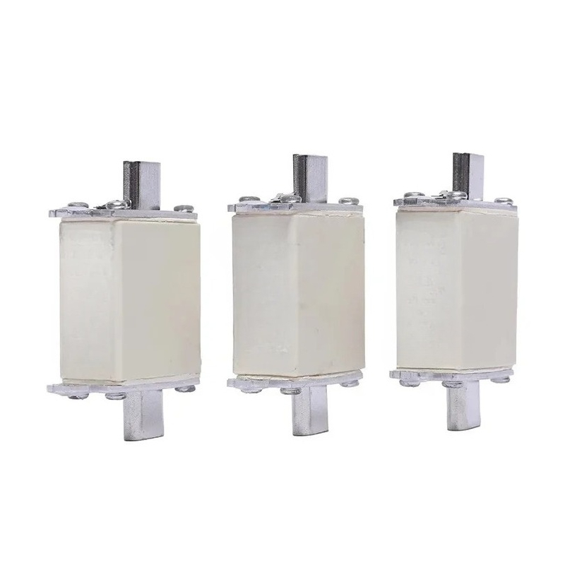 Low Voltage/Fast Fuse New Orig - đánh giá và giá Electronics & Gadgets Beginning With D